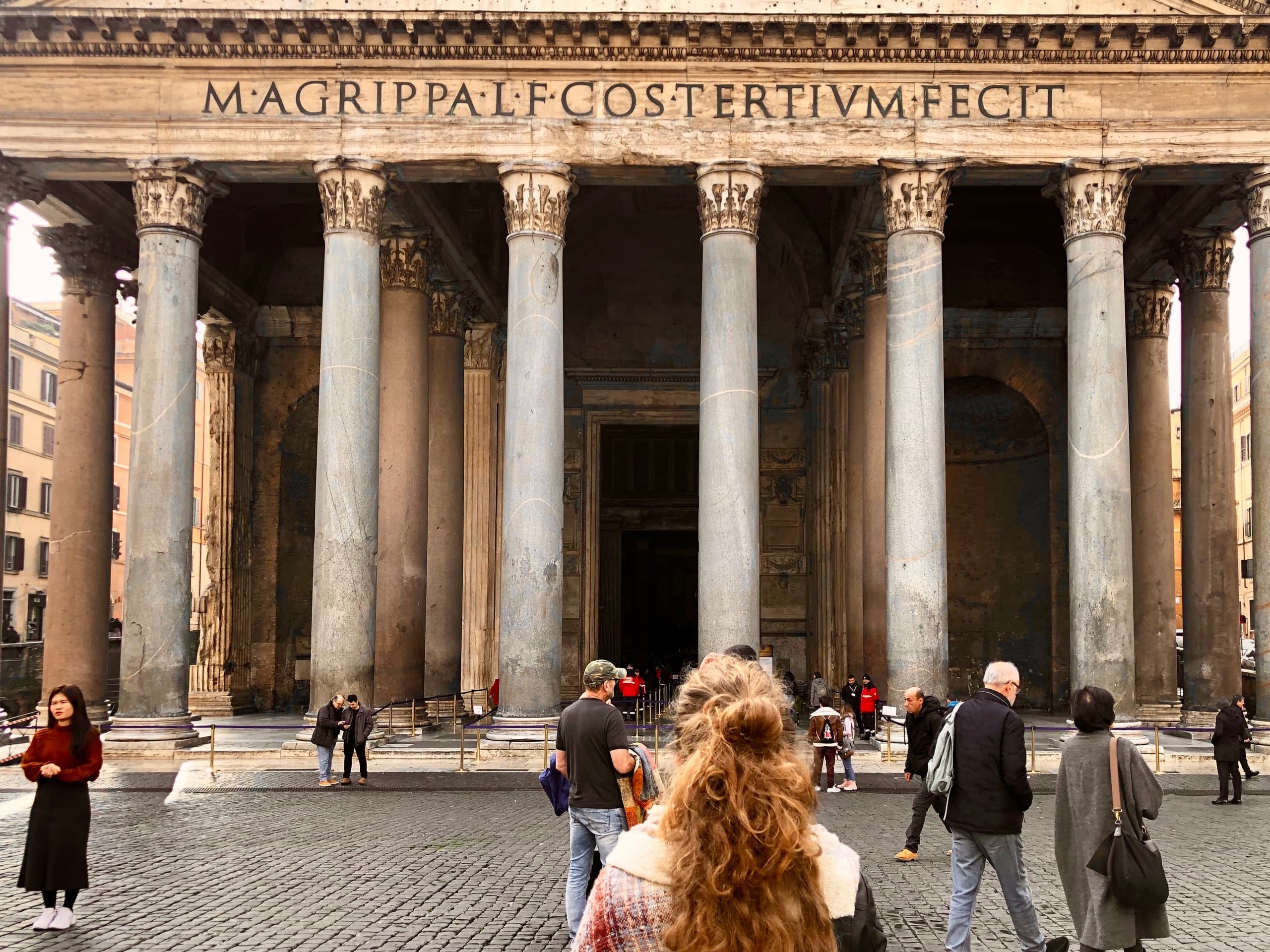 Highlights and Undergrounds Private Walking Tour