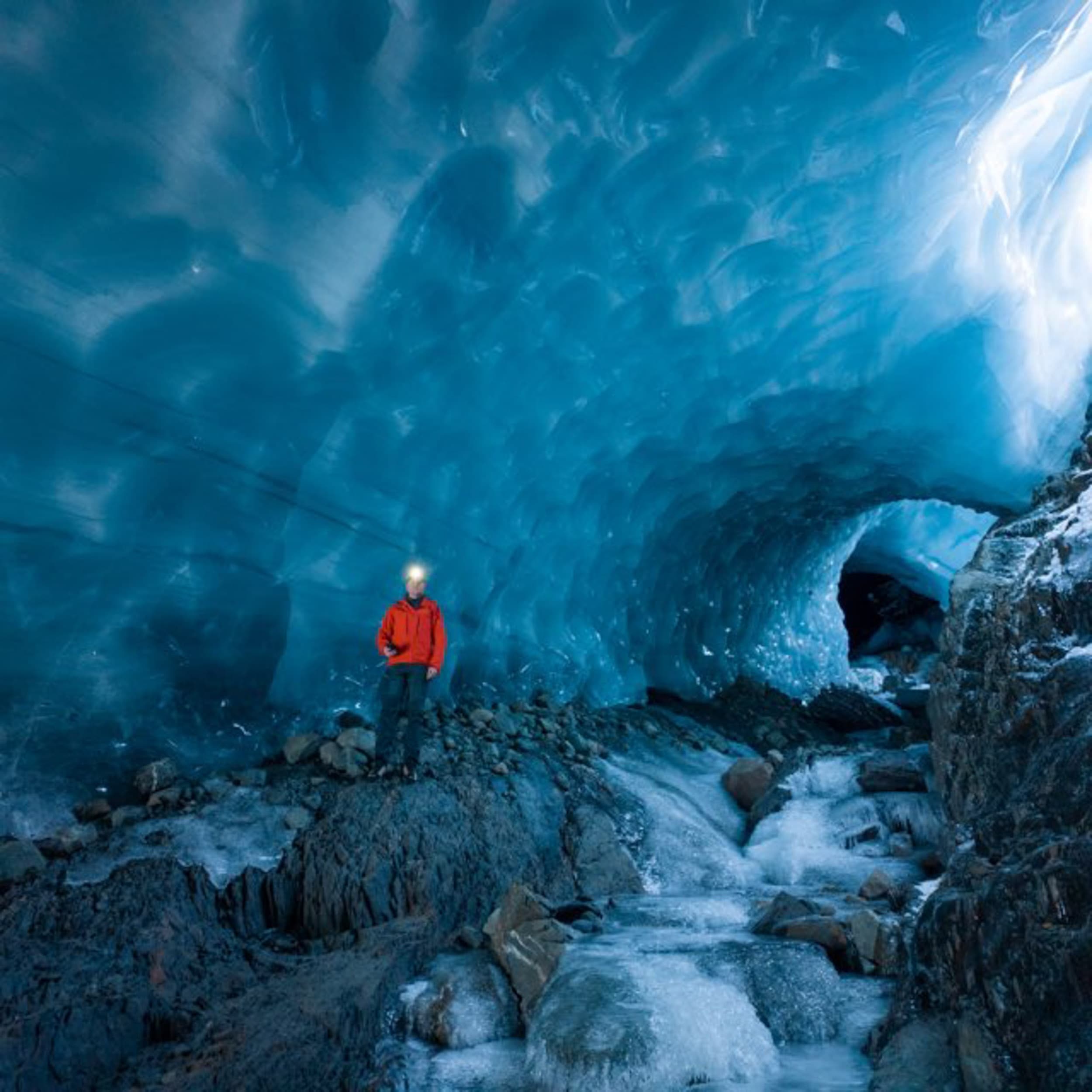 Winter Ice Cave Experience: 2 Landings