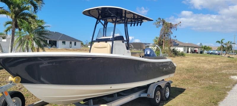 Center Console Boat Rentals: Your Adventure Awaits on the Waters of Cape Coral