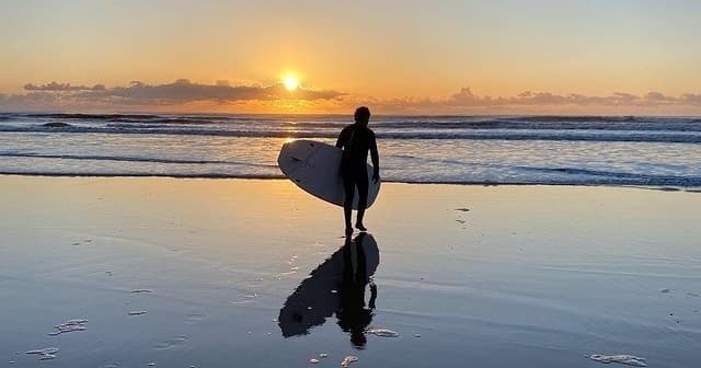 Group Surf Lessons Cresswell
