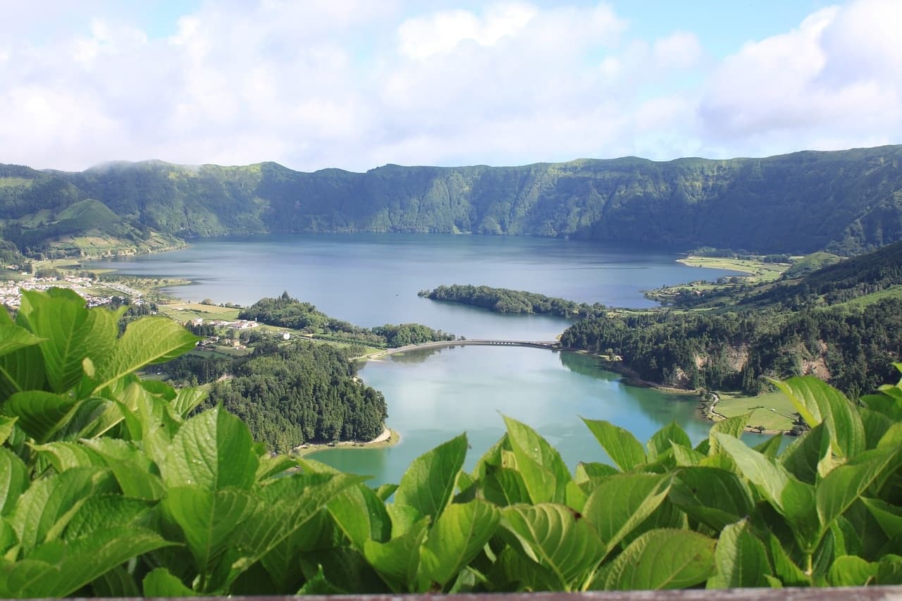 Sete Cidades & Lagoa de Fogo Dia Inteiro com Almoço