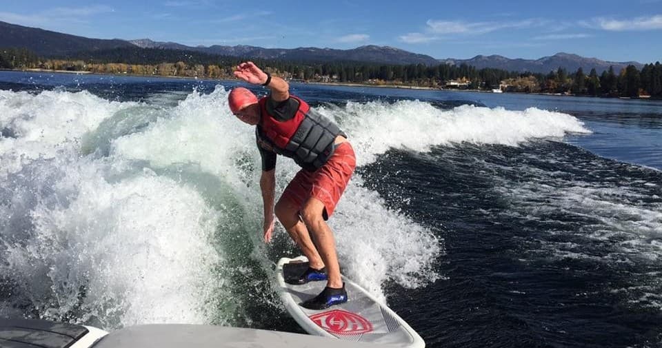22' Axis Surf Boat - Multi Day