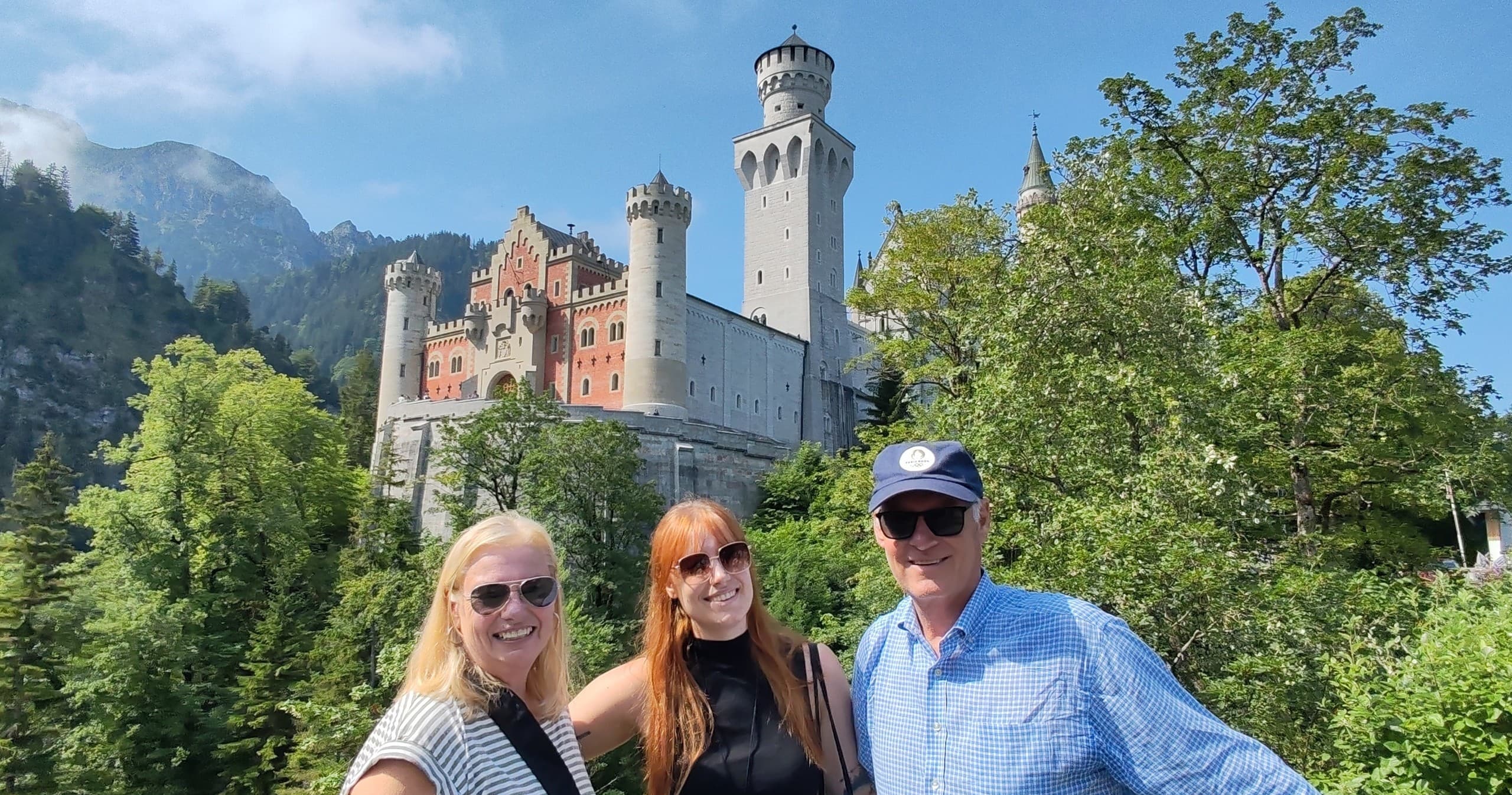 Neuschwanstein Castle, Linderhof, Ettal, Oberammergau Private Tour (1 - 8 Guests)