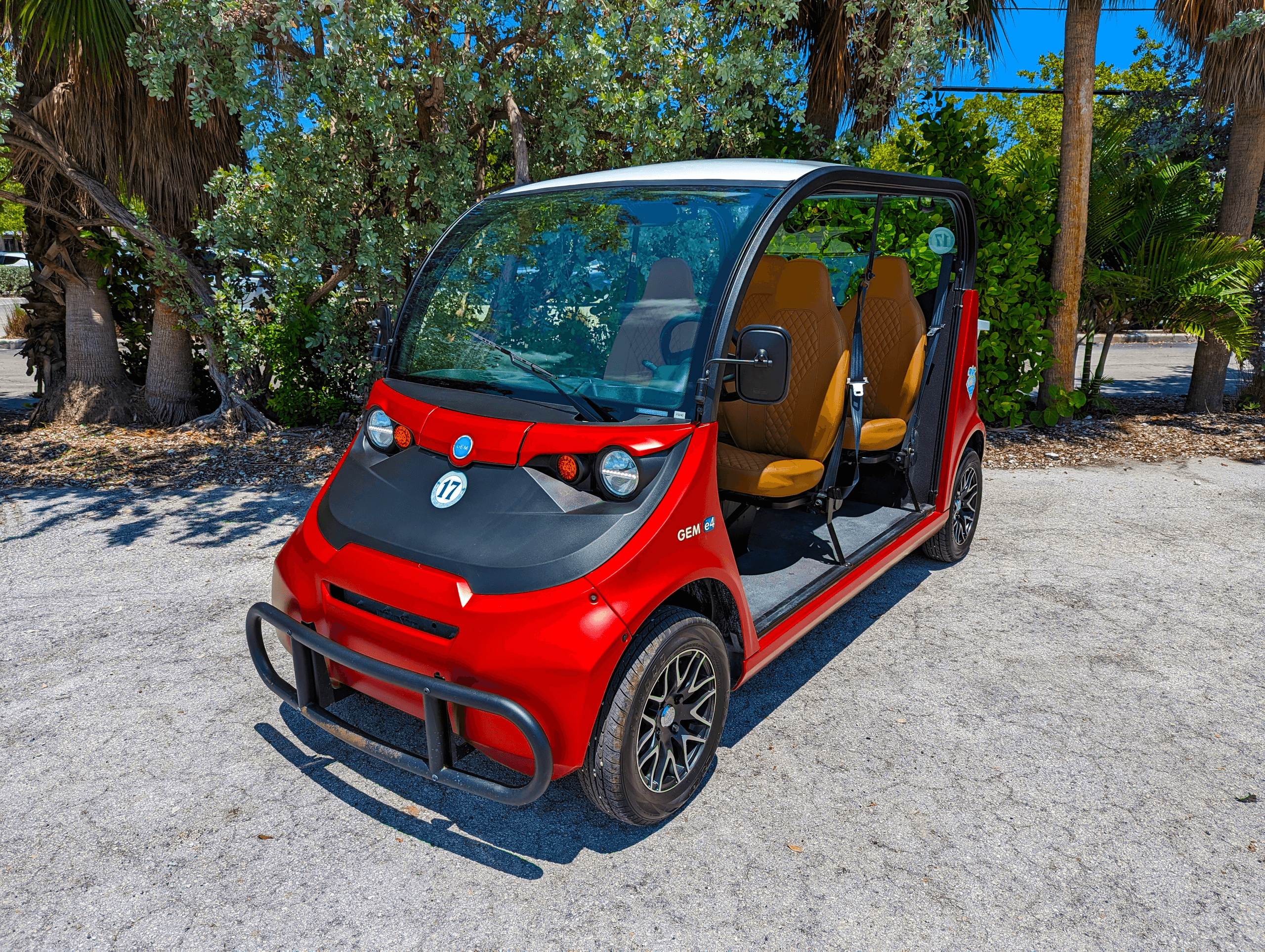 GEM 4 Seater Rental - Marathon