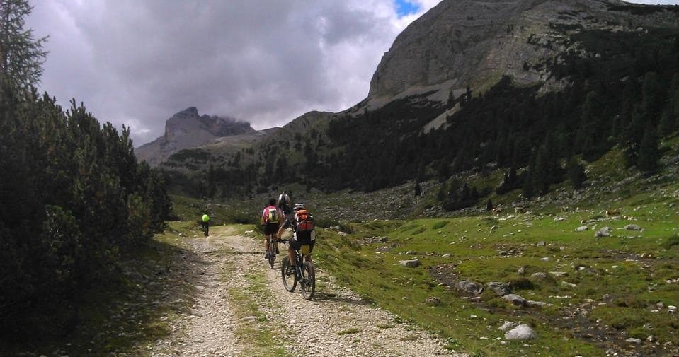Multi-Day E-Mountain Bike Rental