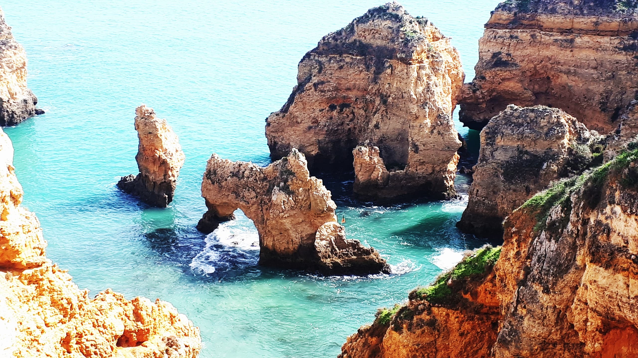 Grottos - Coastal Trip to the Caves of Ponta da Piedade!