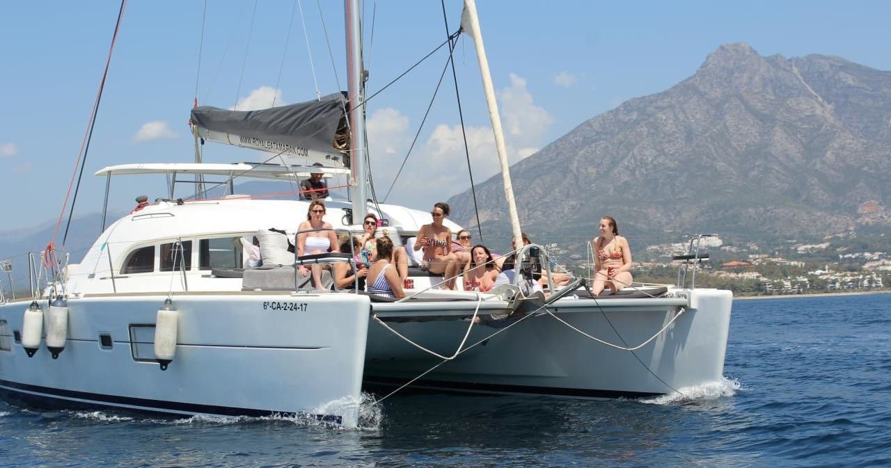 Excursiones grupales en Catamarán