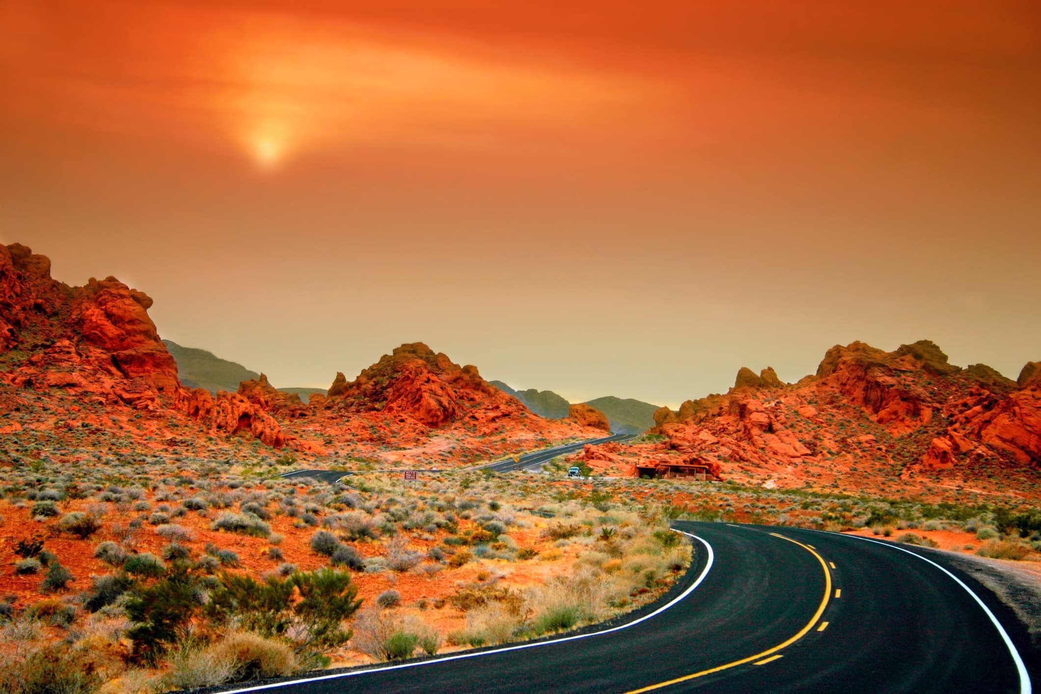 Valley of Fire and Seven Magic Mountains