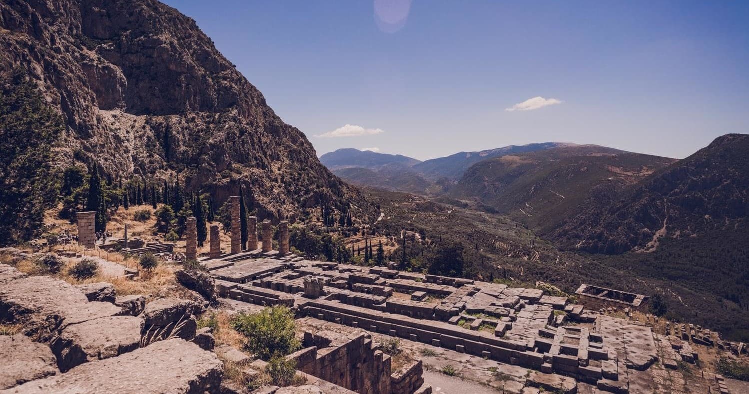 Nafplion: Tour to Delphi