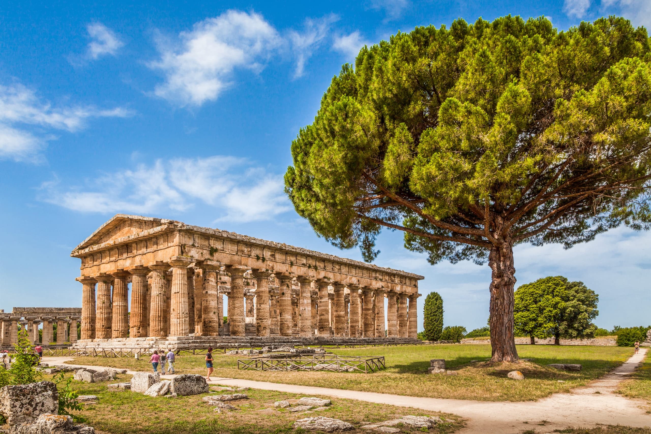 Paestum Small Group tour with an Archaeologist