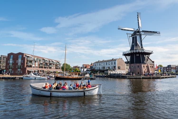 Combiticket Haarlem Windmill + Open Canal Tour