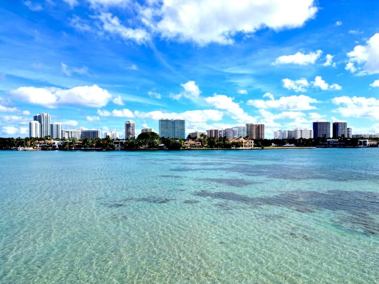 Haulover Sandbar and Indian Creek (Billionaire Bunker) Tour