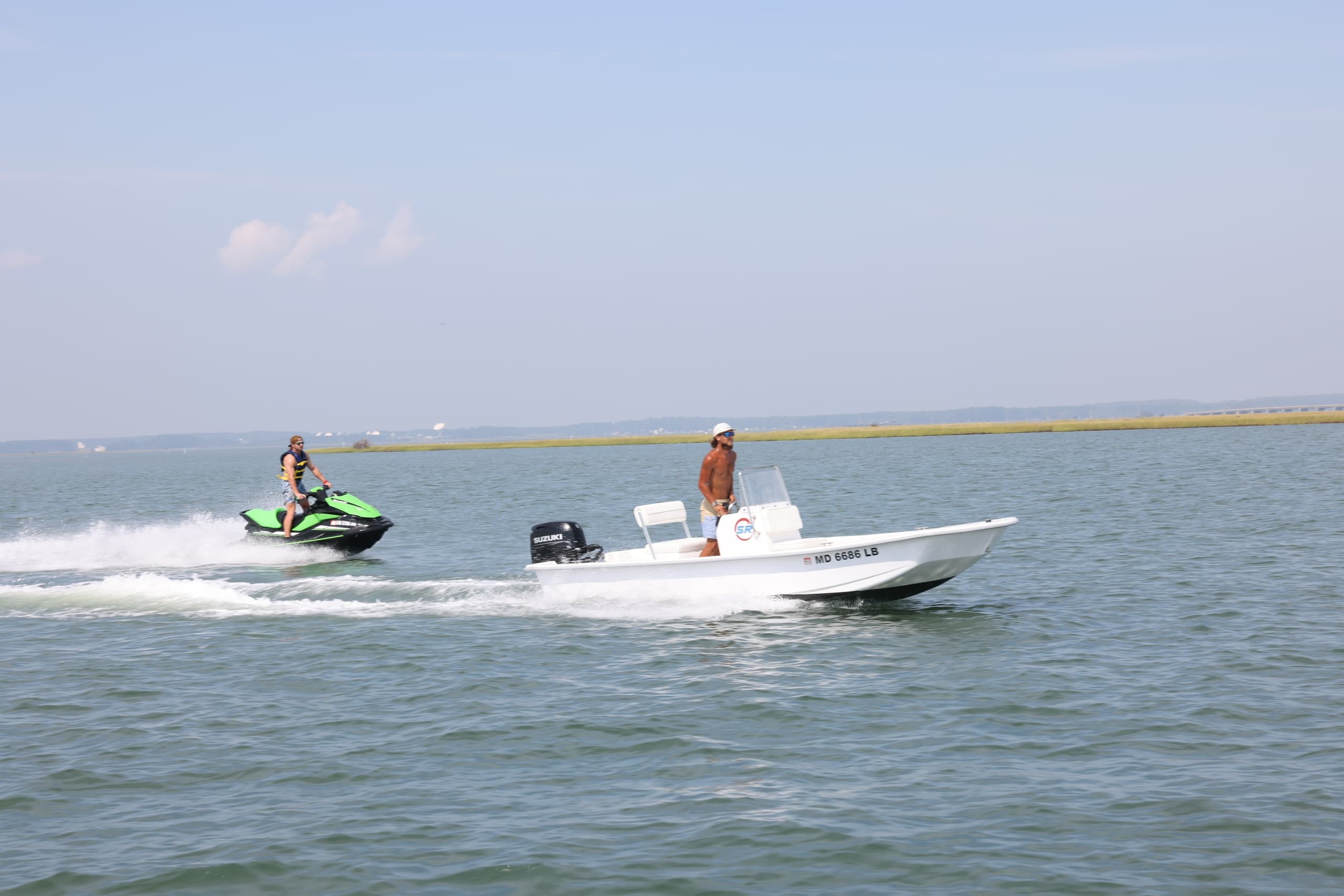4 Hour Fishing Skiff Boat & 1 Hour Jet Skis Combo Package