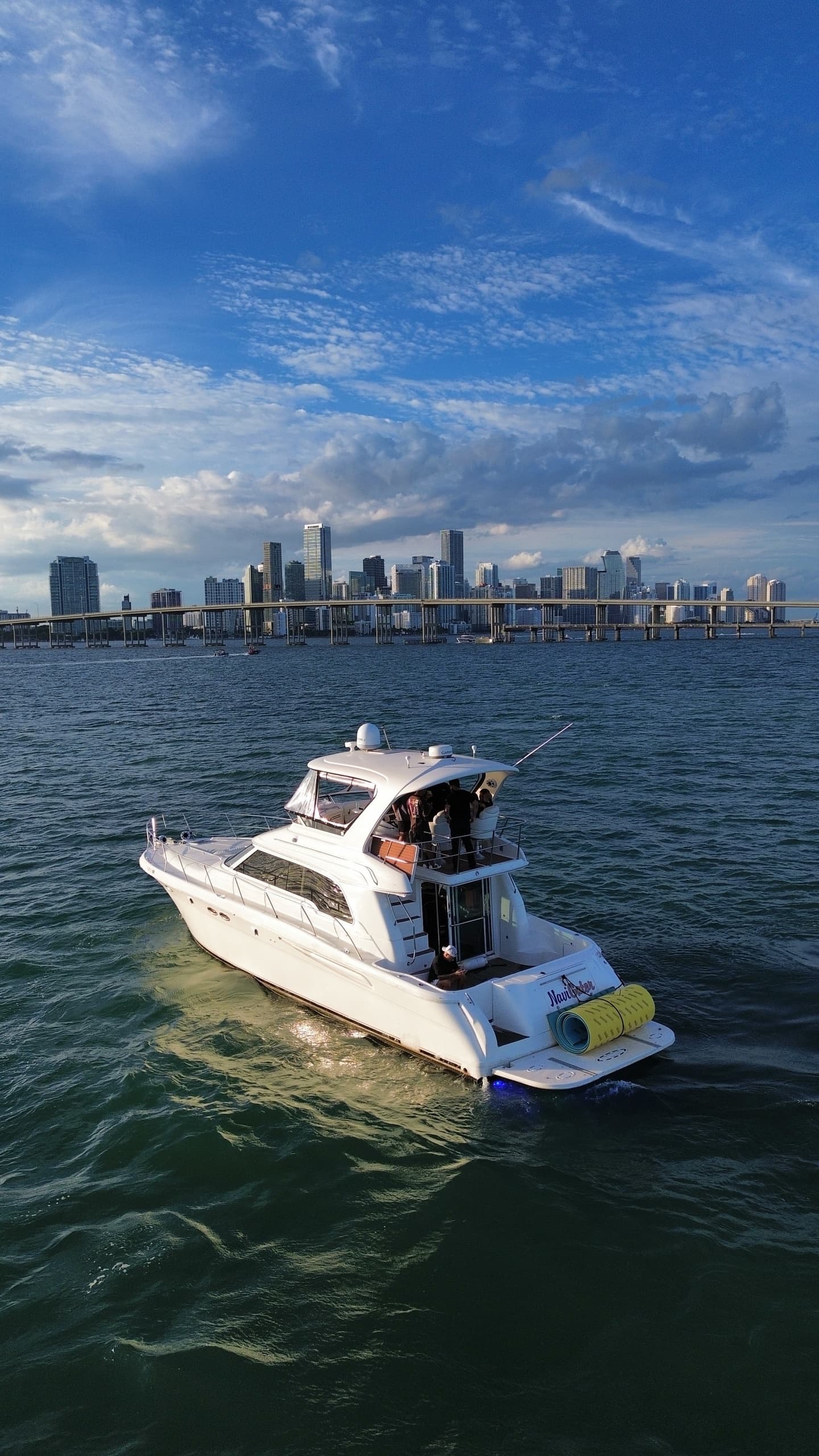 Yacht Rental 4 hours