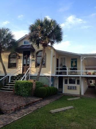 The Original Romar Beach Bed and Breakfast
