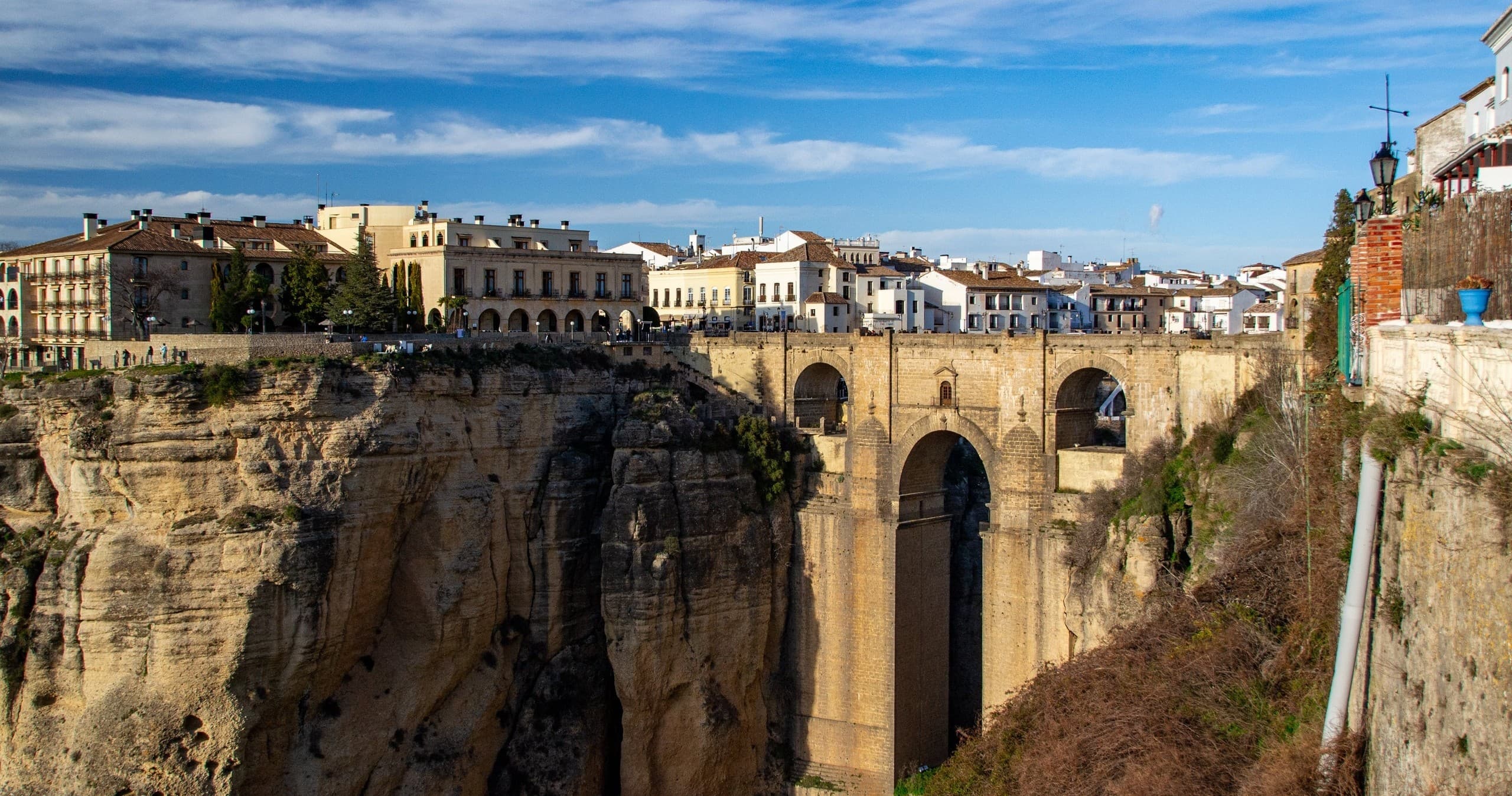 Ronda: guided tour in a small group