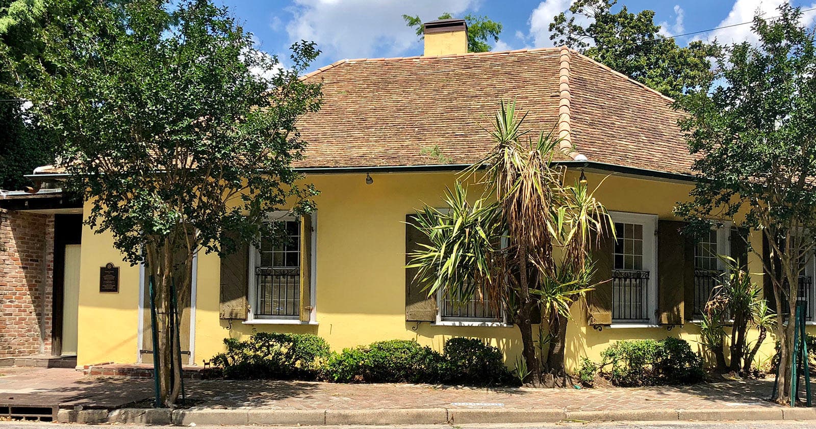 Marigny Tour