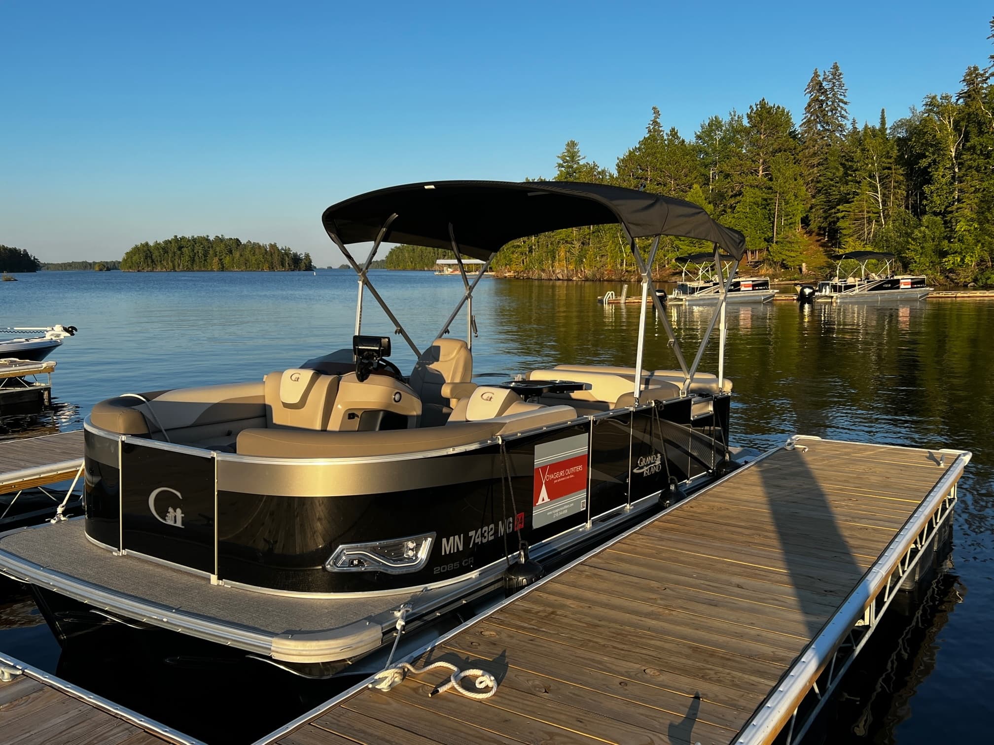 21 foot Tahoe/Grand Island TMLTZ Pontoon Rental