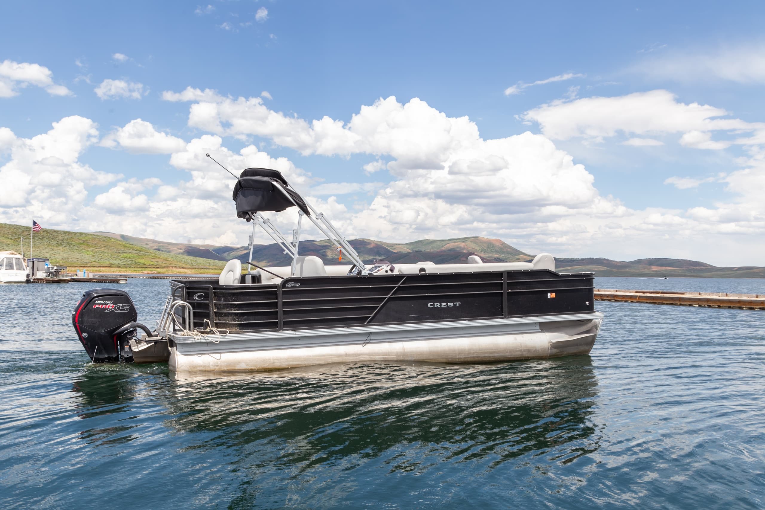 22' Classic Fish C4 115HP Pontoon