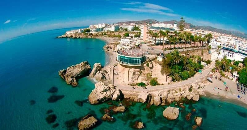 Nerja y Frigiliana desde Málaga