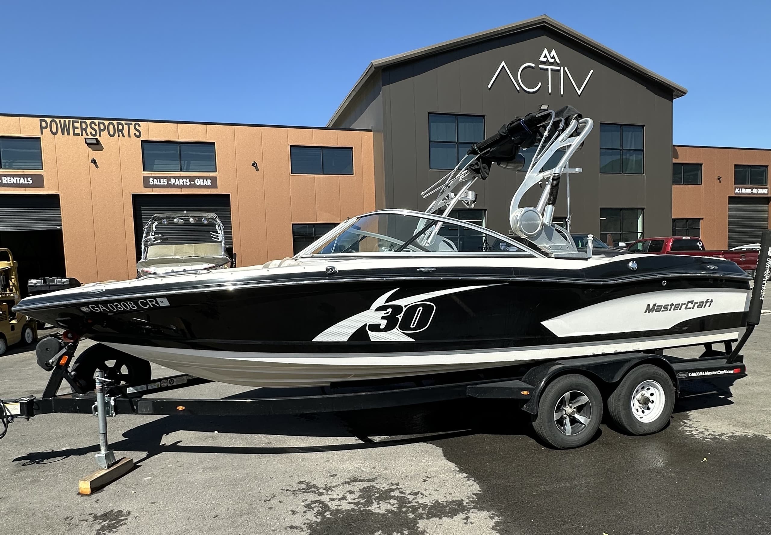 Mastercraft X30 Boat