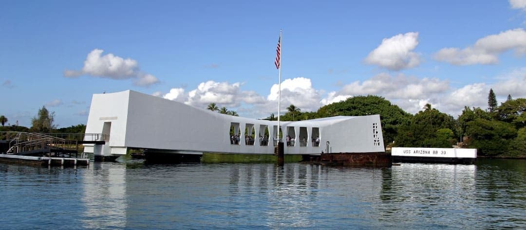 2A - Complete Pearl Harbor Experience Tour Departing from Waikiki Area