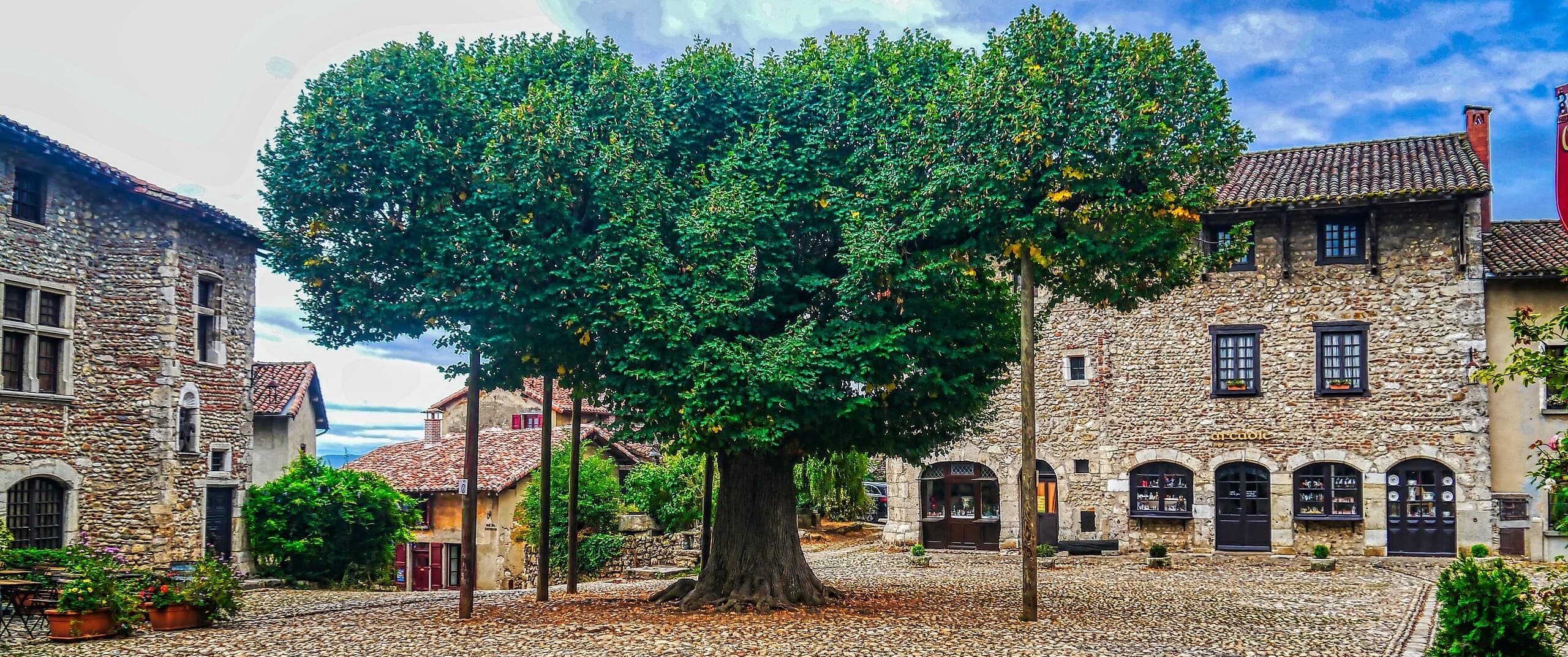 Pérouges