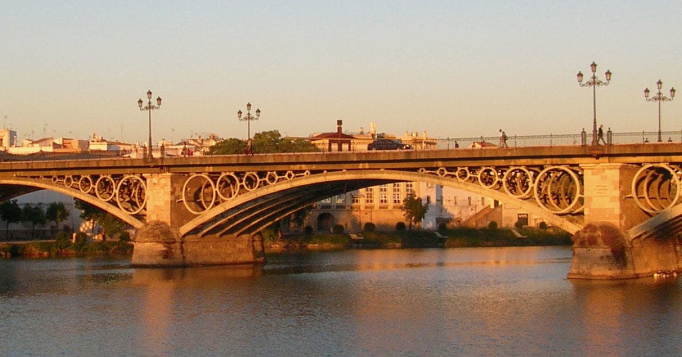 Triana y Paseo en barco por el río