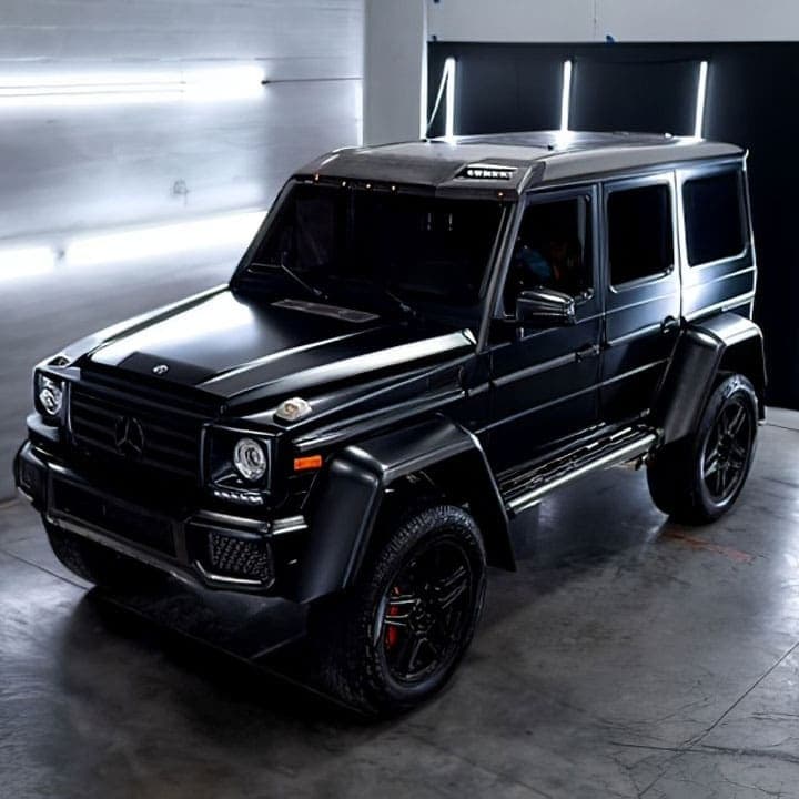 Mercedes 4x4 g550 (black)