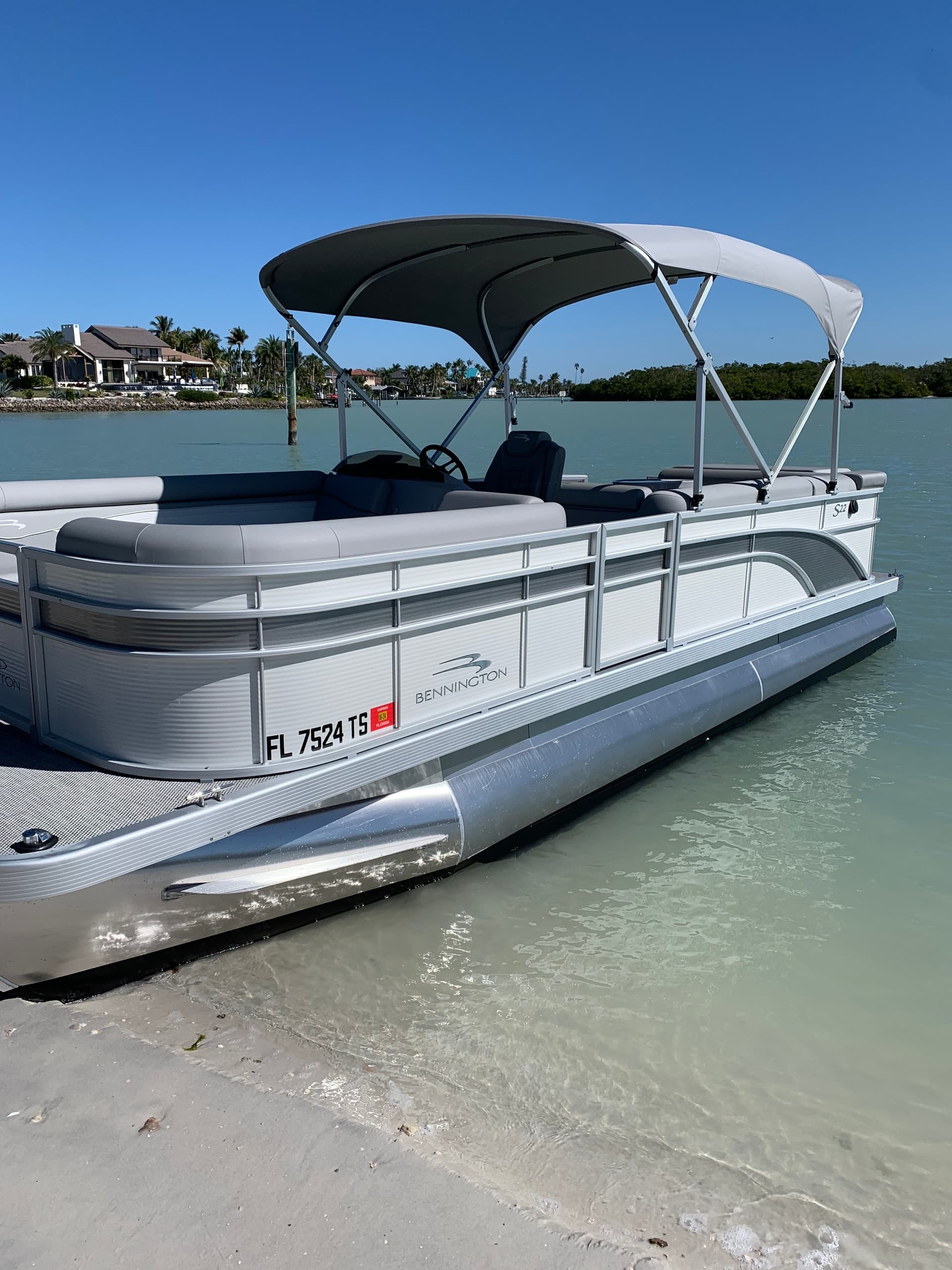 22’ Pontoon Silver Bullet