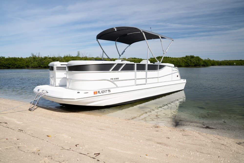 Hurricane Fun Deck Rentals