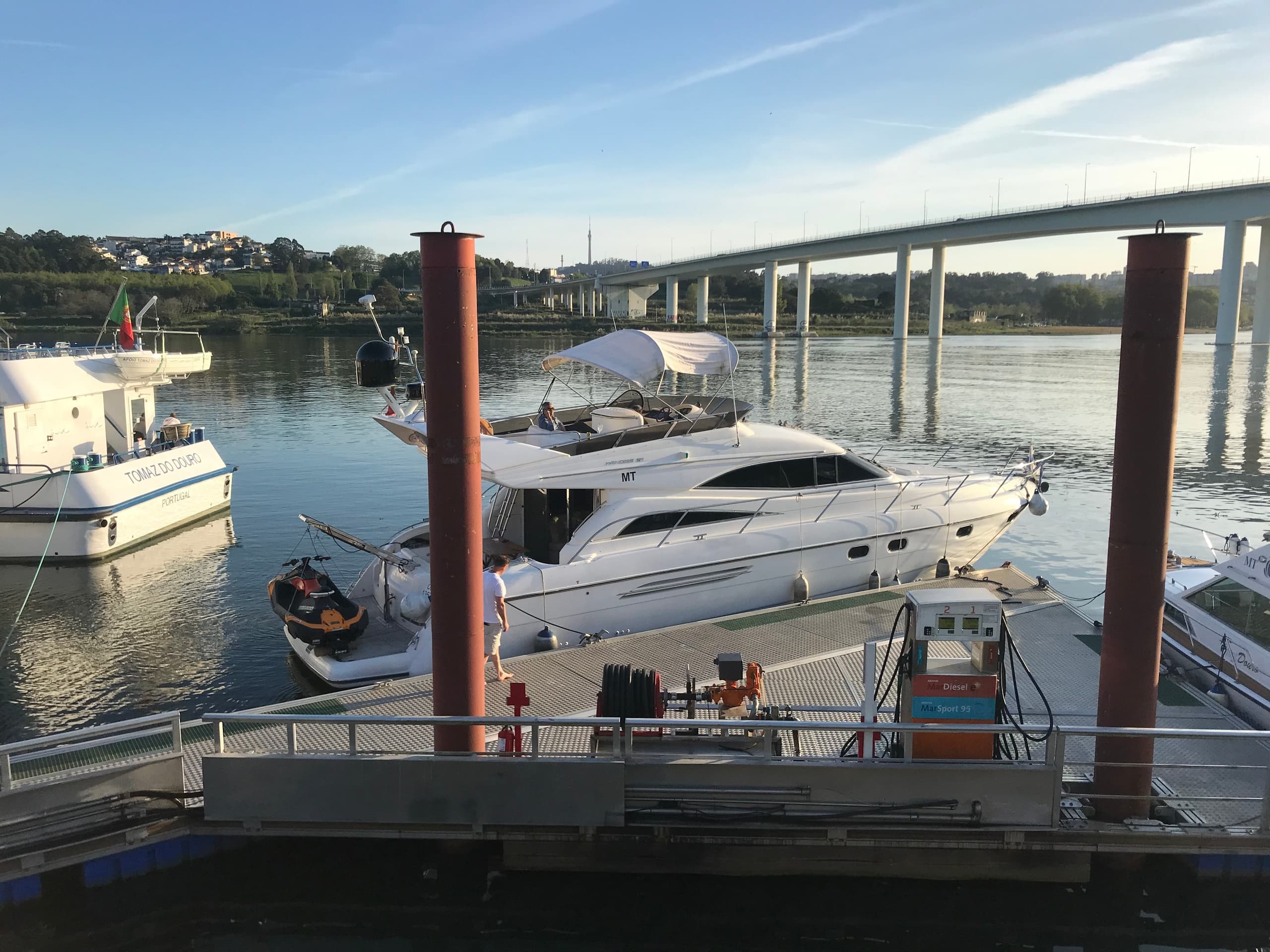 Passeio Privado em Iate - Porto e Douro - 3 Horas PRINCESS 56