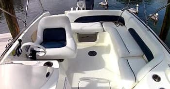 Captiva" Hurricane 20' Deckboat"