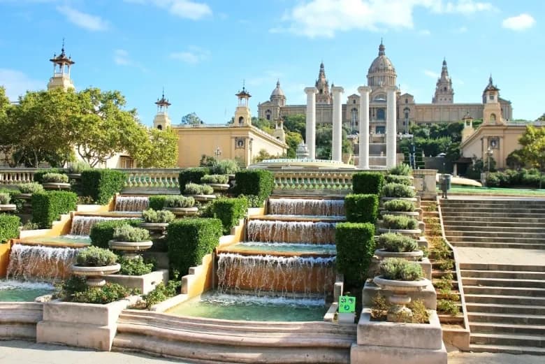 Tour of Poble Sec
