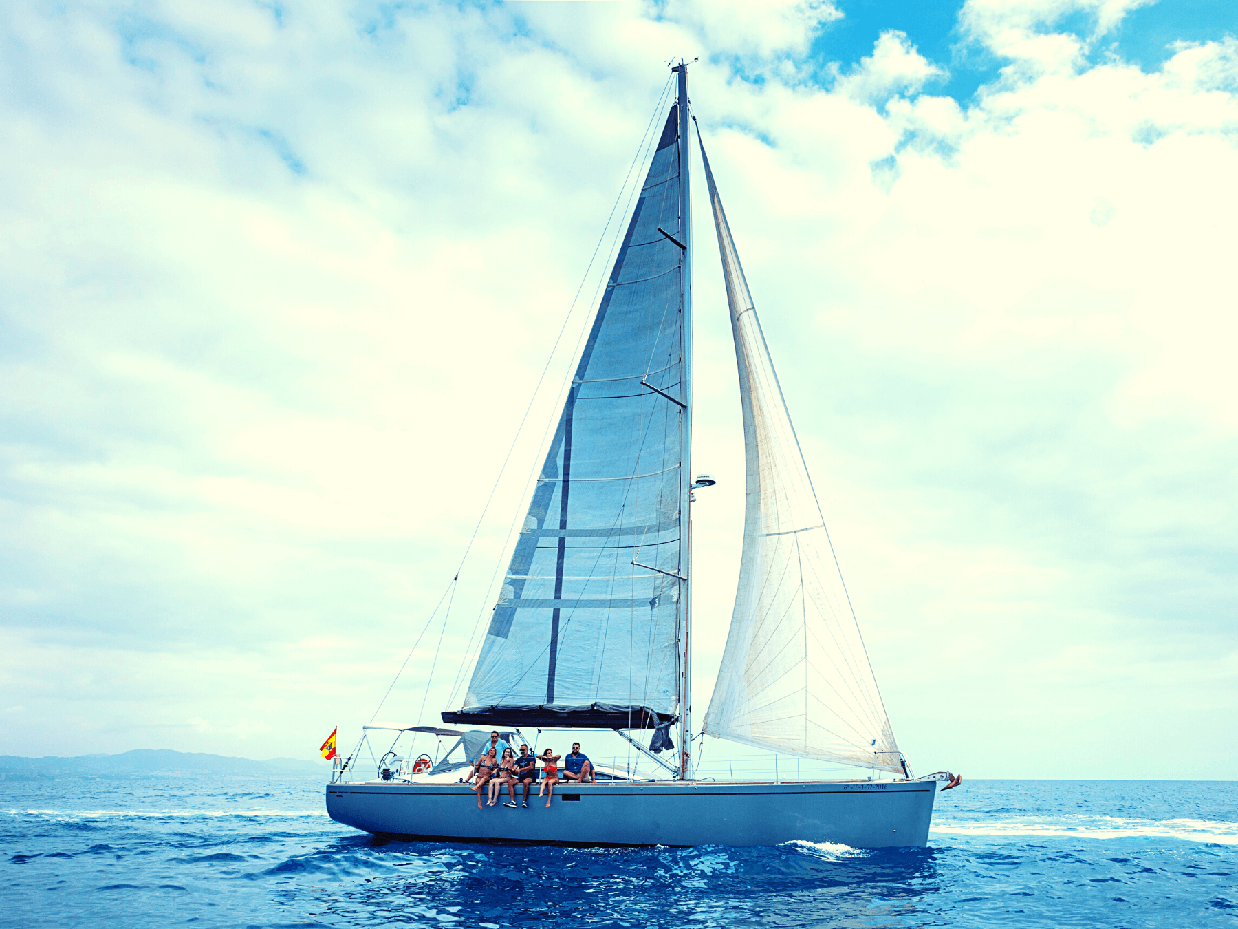 Barcelona: 2 Hour Experience Sailing Tour