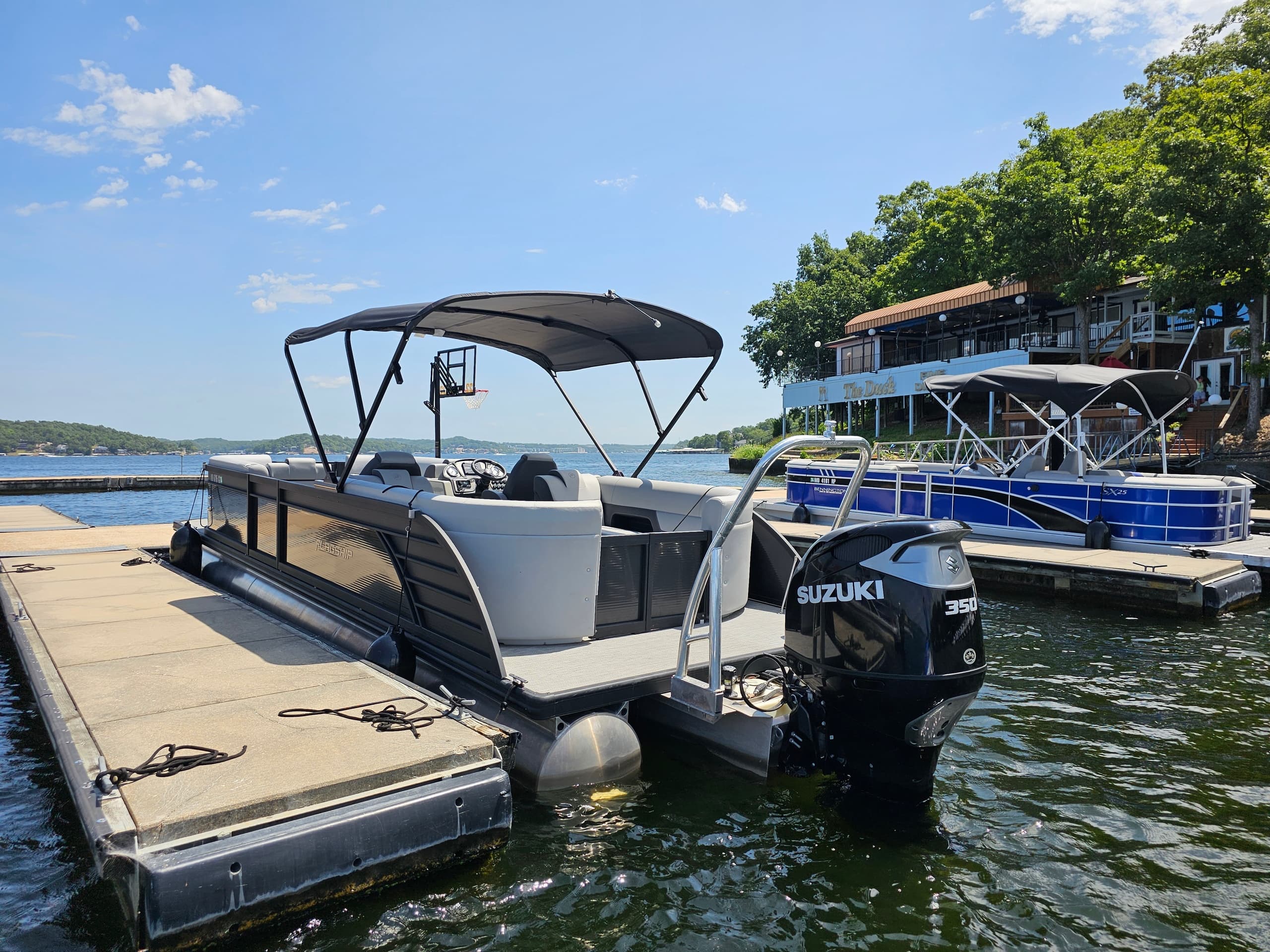 Flagship Tritoon Rental