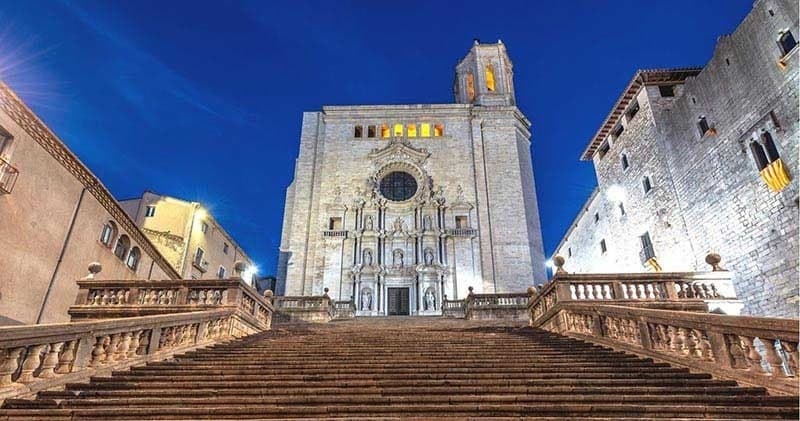 Private Girona and Dali Museum in Figueres Tour with Hotel pick-up (FD)