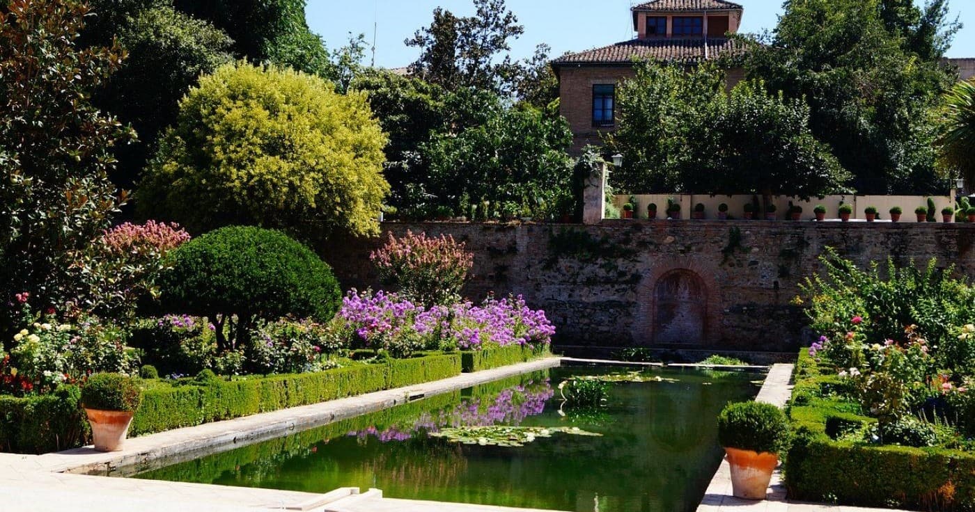 TOUR ALHAMBRA (JARDINES)