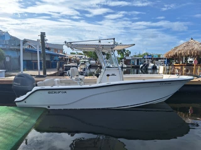 226 Seafox Commander