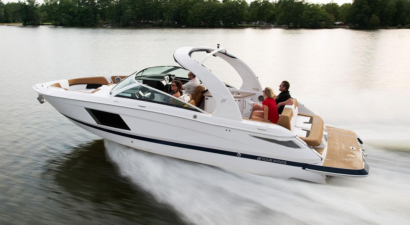 32' Four Winns