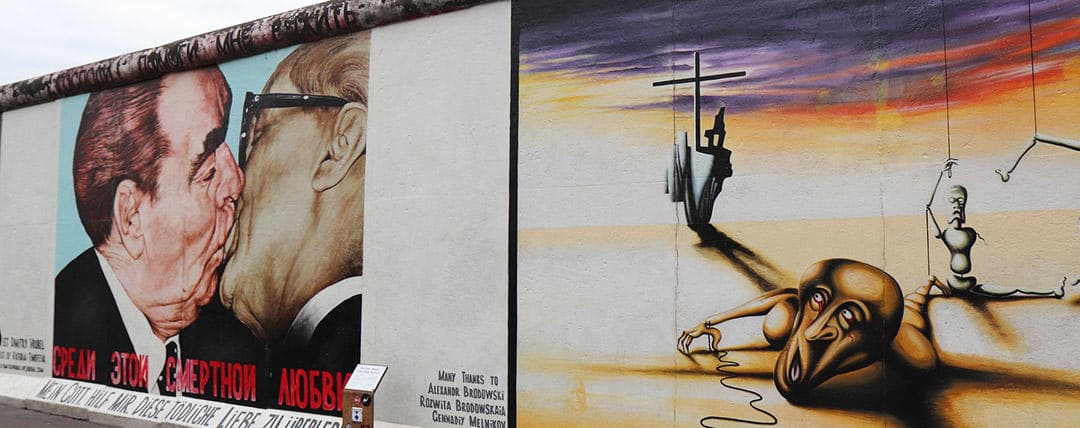 The Berlin Wall: A guided tour along the Wall Memorial