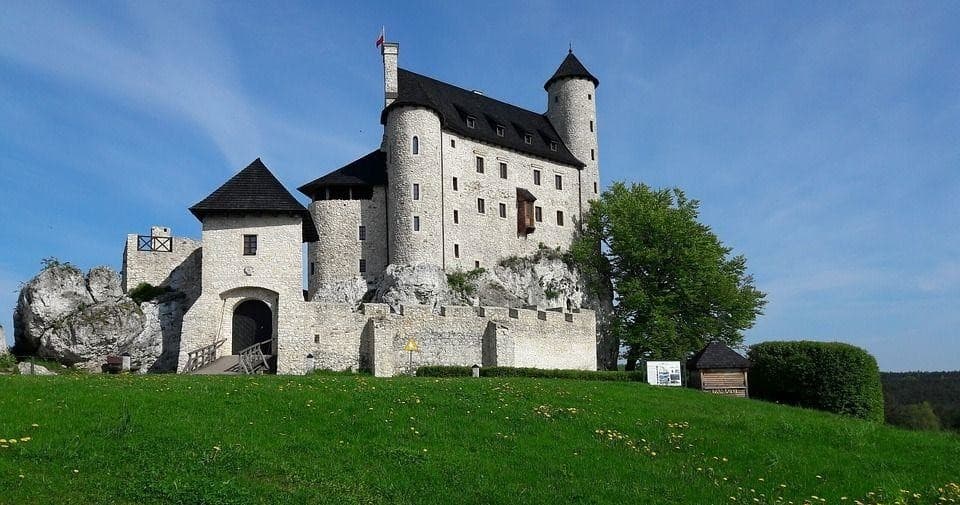 The Trail of Eagles Nests Day Tour from Krakow