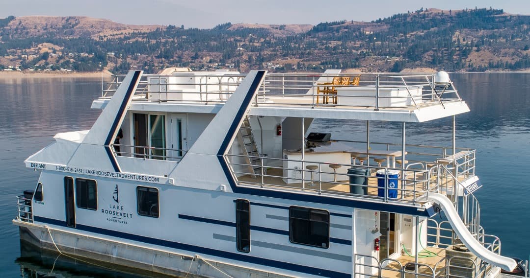 Fourteen Night Transient Moorage - Seven Bays Marina
