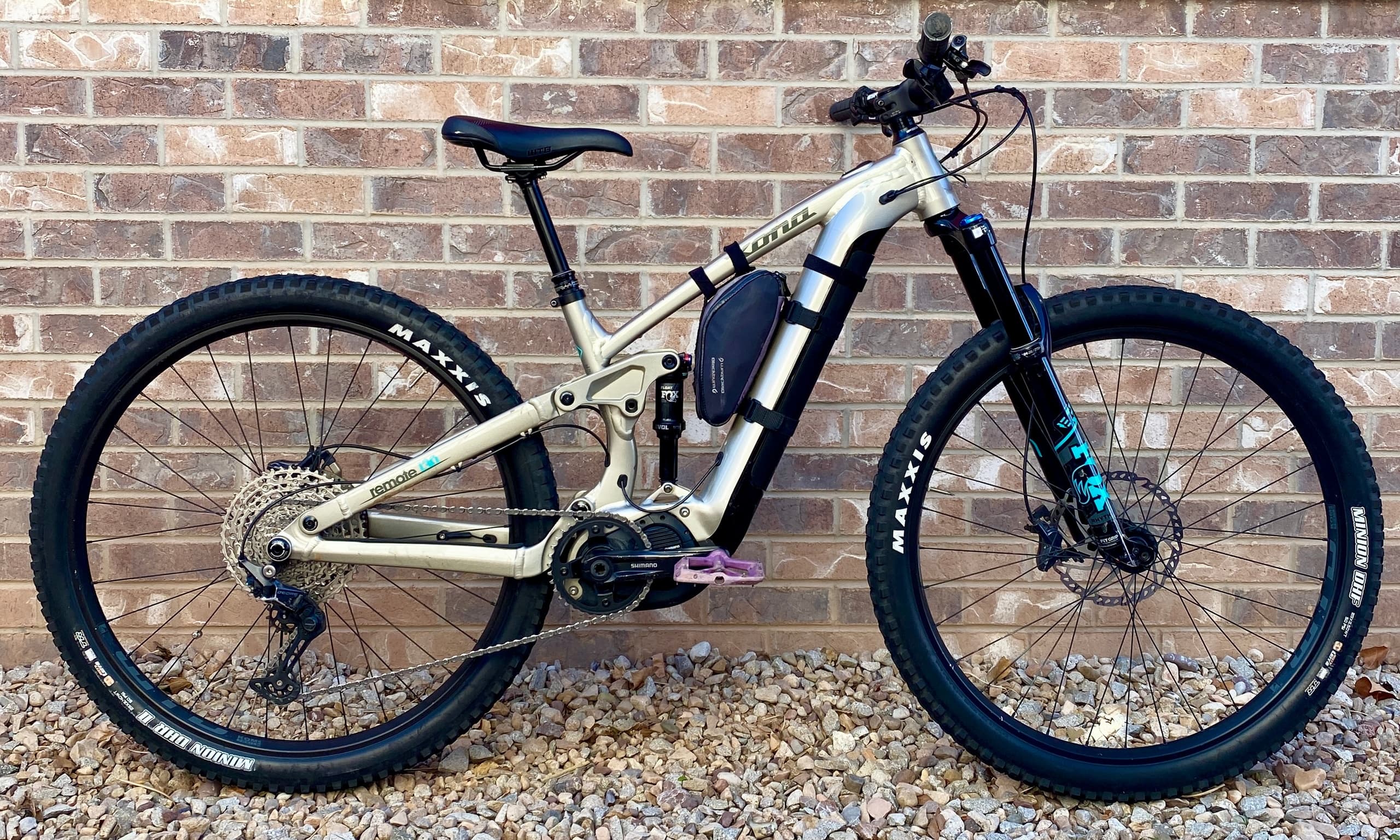 Kona Process Remote 130 - Large