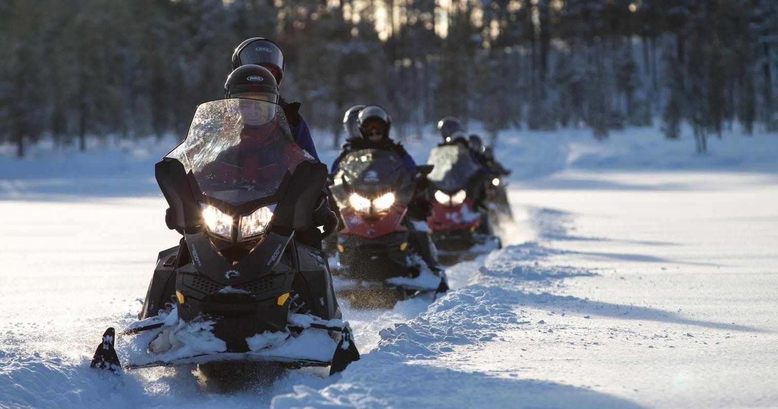 [S3] Snowmobile & Ice Fishing (4h)