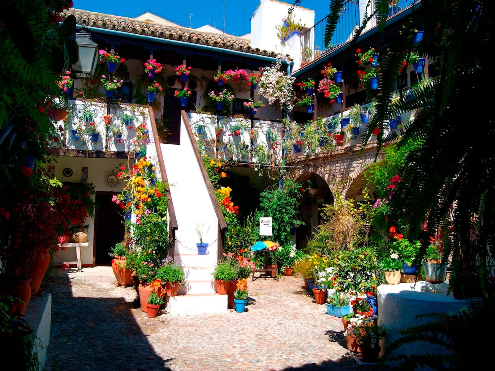 Ruta de Patios de San Basilio