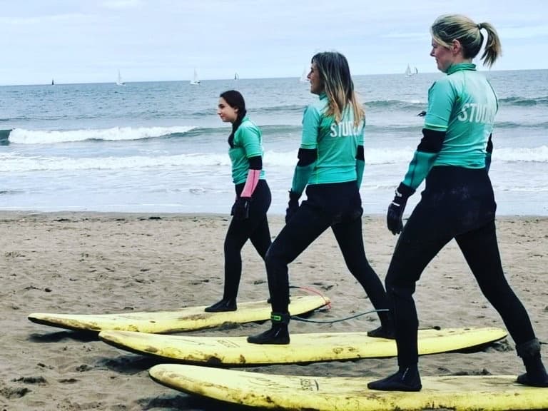 Surf Sisters