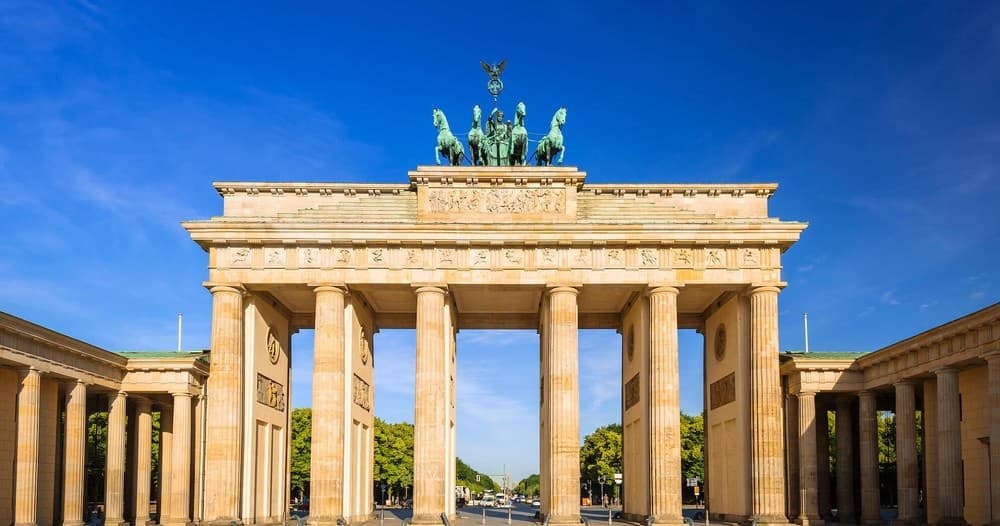 Must-See Berlin: History & Highlights Private Tour