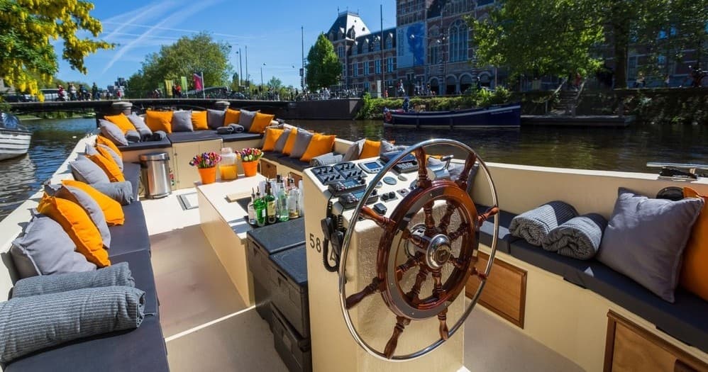 Rent an Open Boat