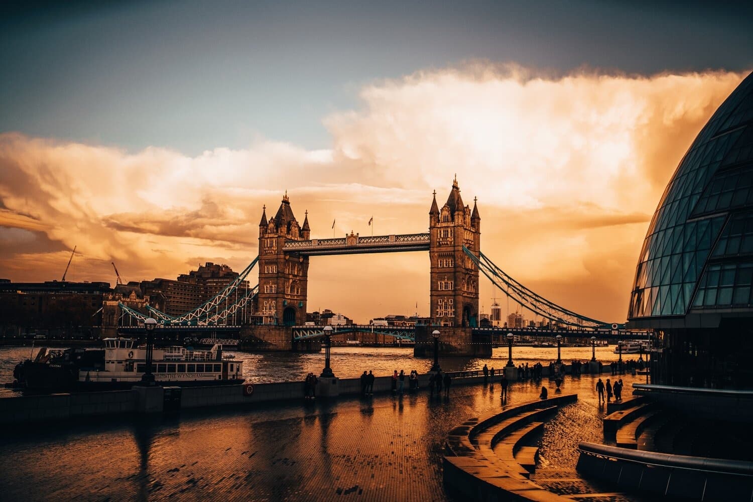 The City Sunrise Tour